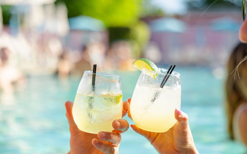 Poolside Refreshments at Paradiso